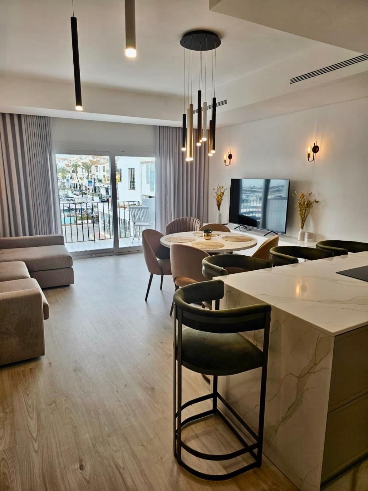 Chic Marina Gem Puerto Banus Apartment Marbella